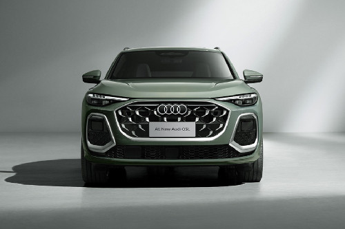 Full Front View of Q5 إل