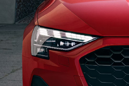 إيه 3 Headlight