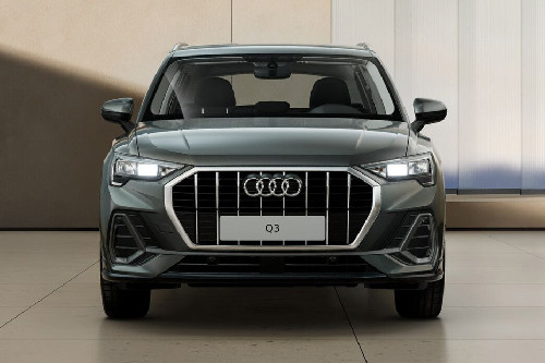 Full Front View of Q3 Full Front View of Q3
