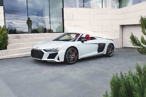 Audi R8 Spyder Front Cross Side View