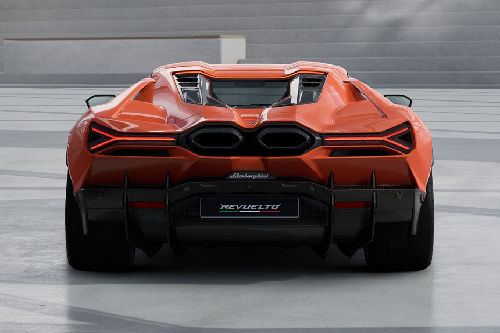 Full Rear View of لامبورجيني ريفويلتو