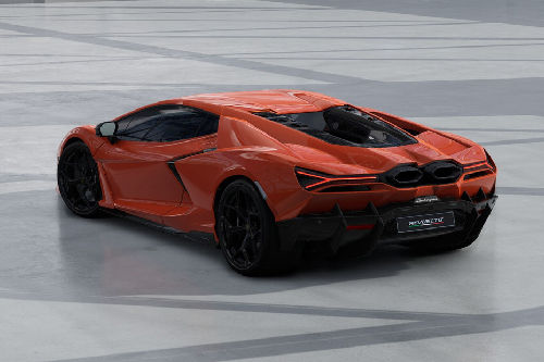 Rear Cross Side View of لامبورجيني ريفويلتو