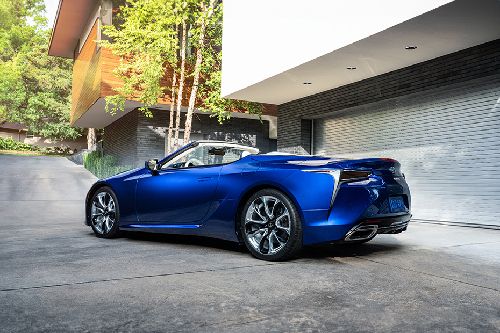 Rear Cross Side View of Lexus LC