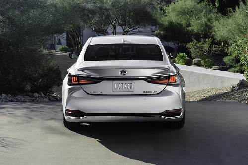 Full Rear View of Lexus ES