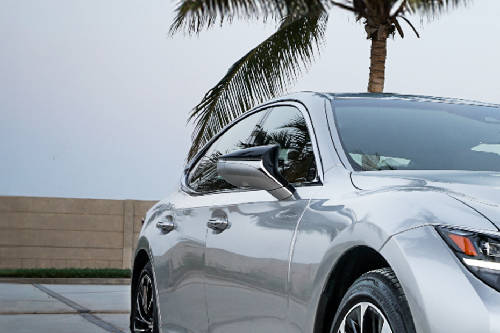 لكزس LS Drivers Side Mirror Front Angle