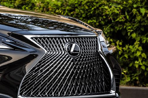 RX Hybrid (2022-2024) Grille View