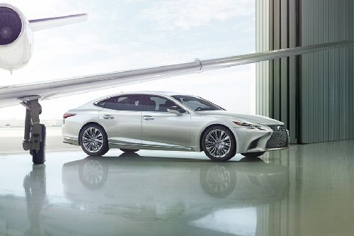RX Hybrid (2022-2024) Side view