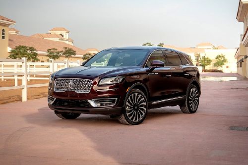 لينكون  Nautilus (2020-2021) Front angle low view