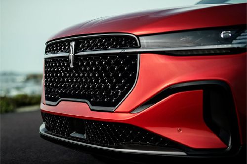 Nautilus (2022-2024) Grille View