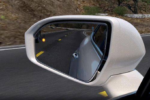 Lincoln Nautilus  Drivers Side Mirror Rear Angle