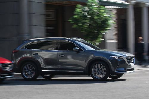 مازدا CX-9 Front Medium View