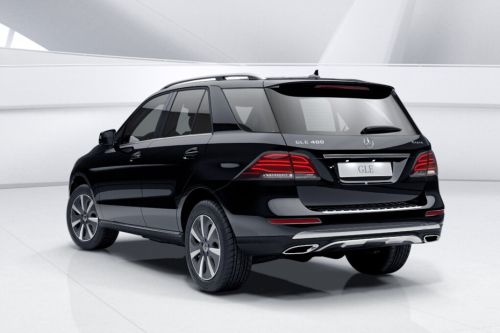 Rear Cross Side View of Mercedes-Benz GLE-Class