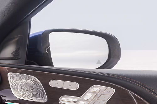 مرسيدس بنز الفئة جي أل إي كوبيه Drivers Side Mirror Rear Angle