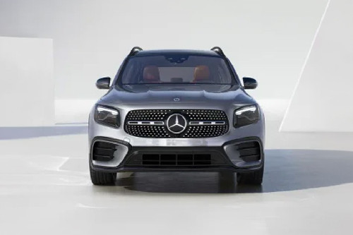 Full Front View of فئة GLB