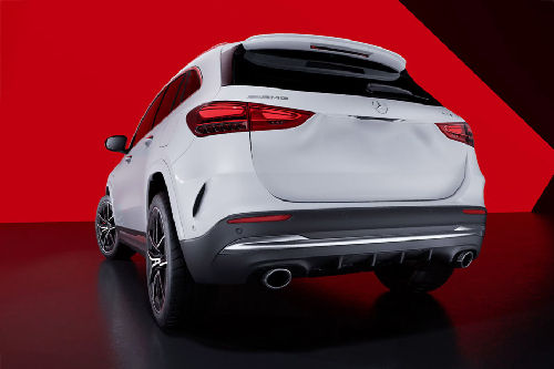 Rear Medium View of مرسيدس بنز إيه إم جي جي إل إيه