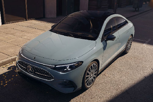 مرسيدس بنز 2026 سي إل إيه Front Side View