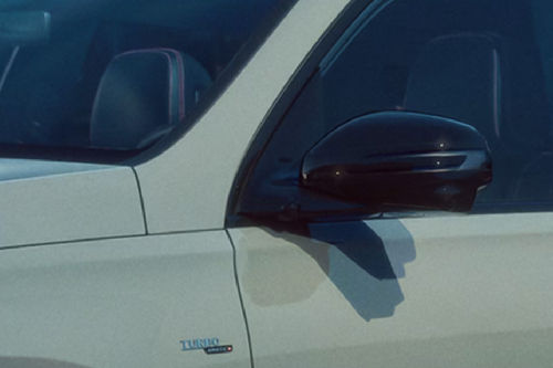 Mercedes-Benz AMG GLE Drivers Side Mirror Front Angle
