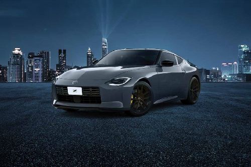 نيسان  Z Front angle low view