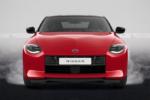 Full Front View of Z Full Front View of Z