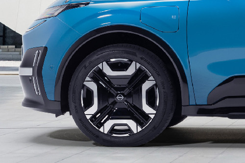 Micra EV Wheel