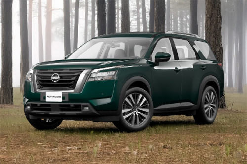 Nissan  Pathfinder Front angle low view