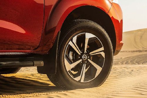  إسكتيرا  Wheel