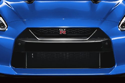 GT-R(2017-2020) Grille View