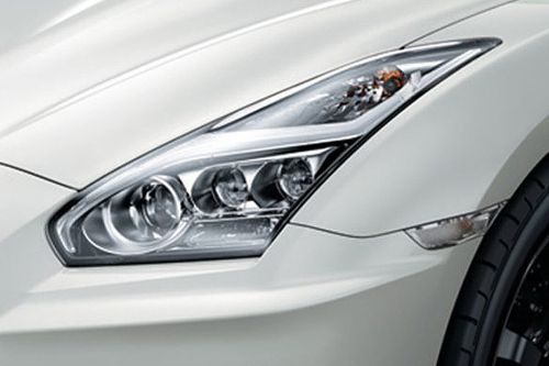GT-R Nismo Headlight