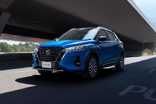 Nissan  Kicks (2022-2024) Front angle low view