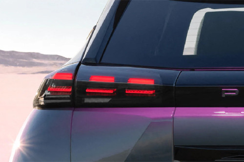 2008 Tail light