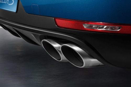Exhaust Pipe of بورش ماكان