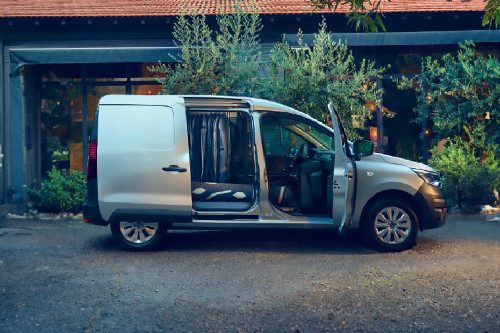 Express Van All Door Open