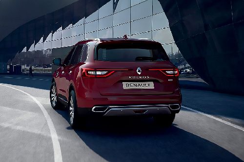 Rear Medium View of Renault Koleos (2022-2024)