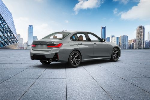 الفئة 3 Rear angle view