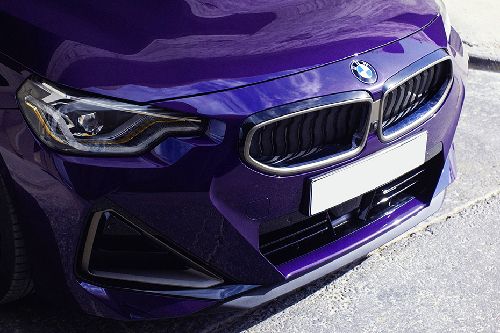 الفئة 2 كوبيه Grille View