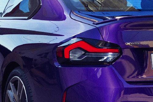 الفئة 2 كوبيه Tail light
