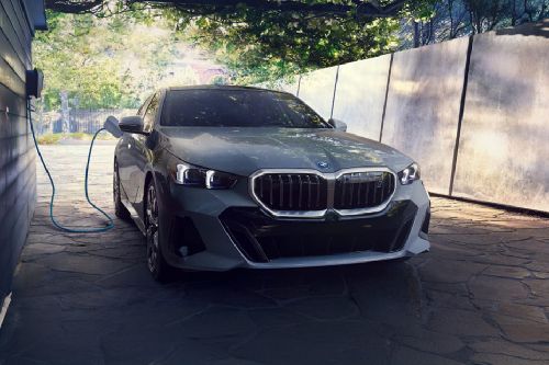 I5 Medium Angle Front View