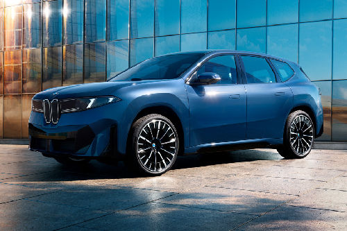 BMW  IX3 Front angle low view
