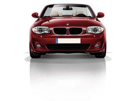 Full Front View of 1 Series Convertible