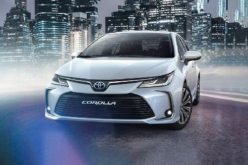 Toyota  Corolla HEV Front angle low view