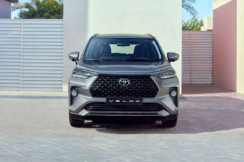 Toyota Veloz Front Medium View