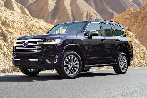 تويوتا  لاند كروزر 300 Front angle low view