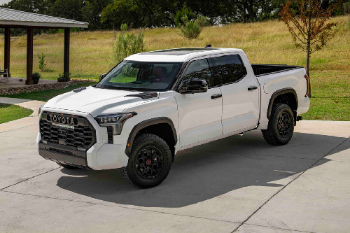 Toyota Tundra Front Side View