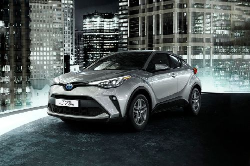 Toyota  C-HR HEV (2020-2022) Front angle low view