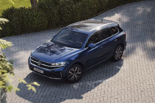 Volkswagen Touareg Front Angle High View