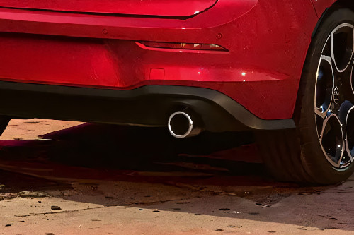 Exhaust Pipe of Volkswagen Golf GTI