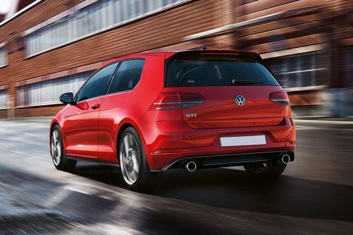 Rear Cross Side View of فلكس فاجن Golf TDI