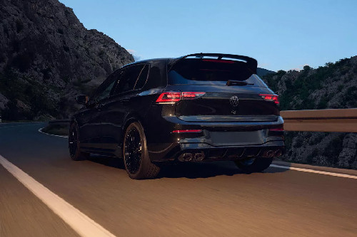 Rear Cross Side View of Volkswagen Golf R