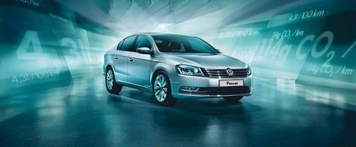 Volkswagen Passat (2012-2021) Front Medium View