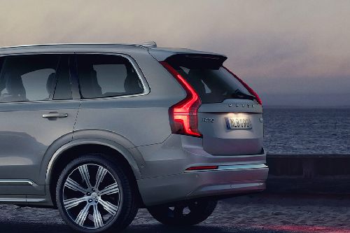 XC90 Recharge Tail light